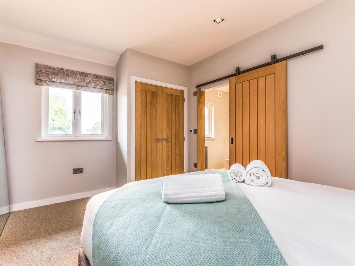 Pass The Keys Delightful 1 Bed Lodge In South Downs Village Chichester Exterior foto